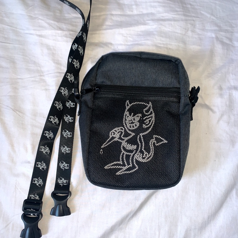 RANSOM RARE SHOULDER BAGGY